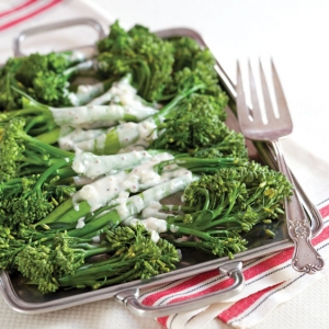 Broccoli with Garlic Cream Sauce